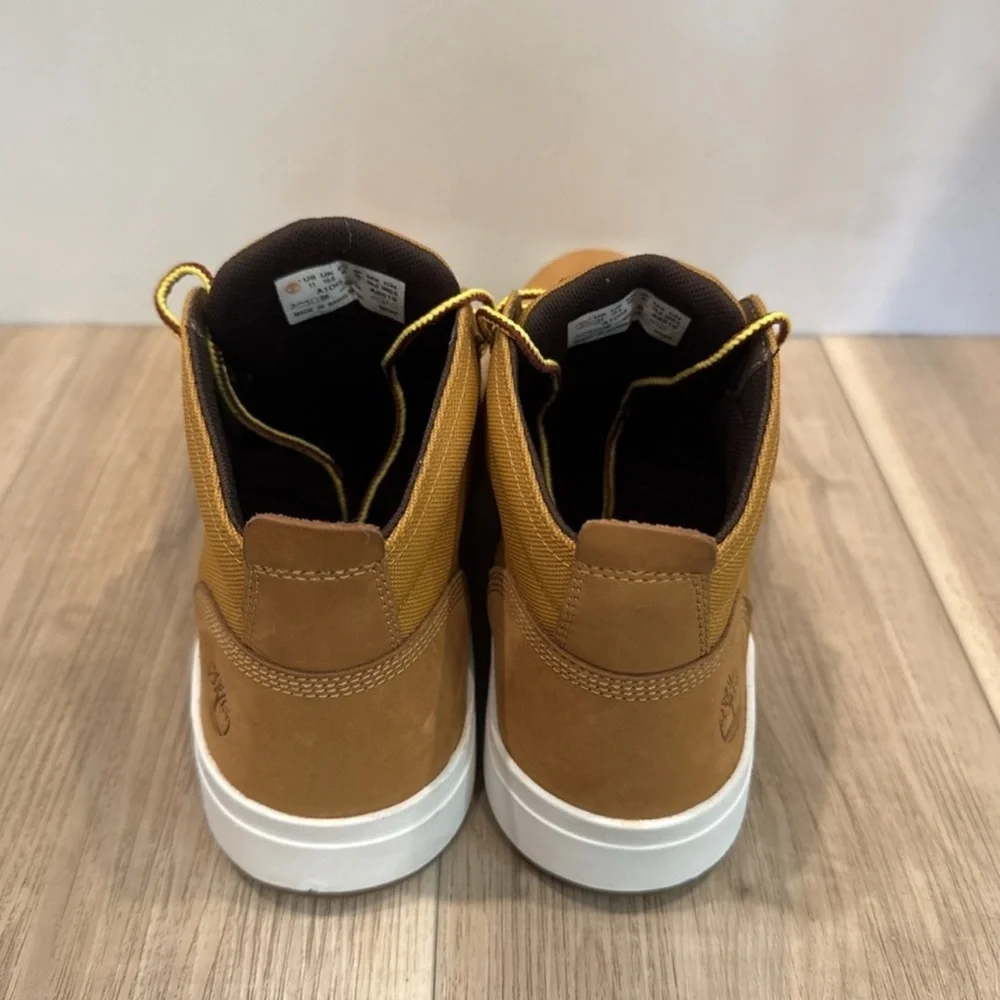 Timberland Men's Davis Square Chukka Boots brown size 12
